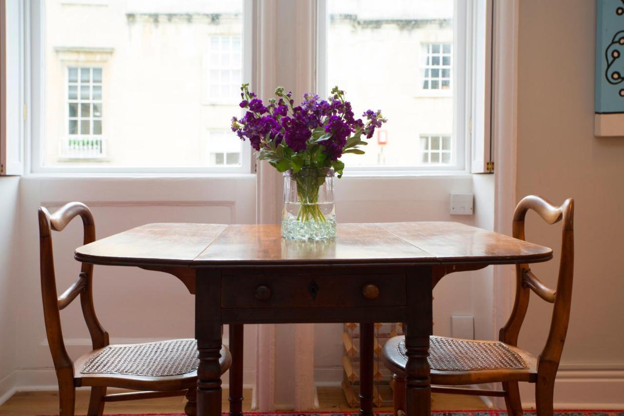 1 Bed Georgian Apartment In Bath City Centre Экстерьер фото