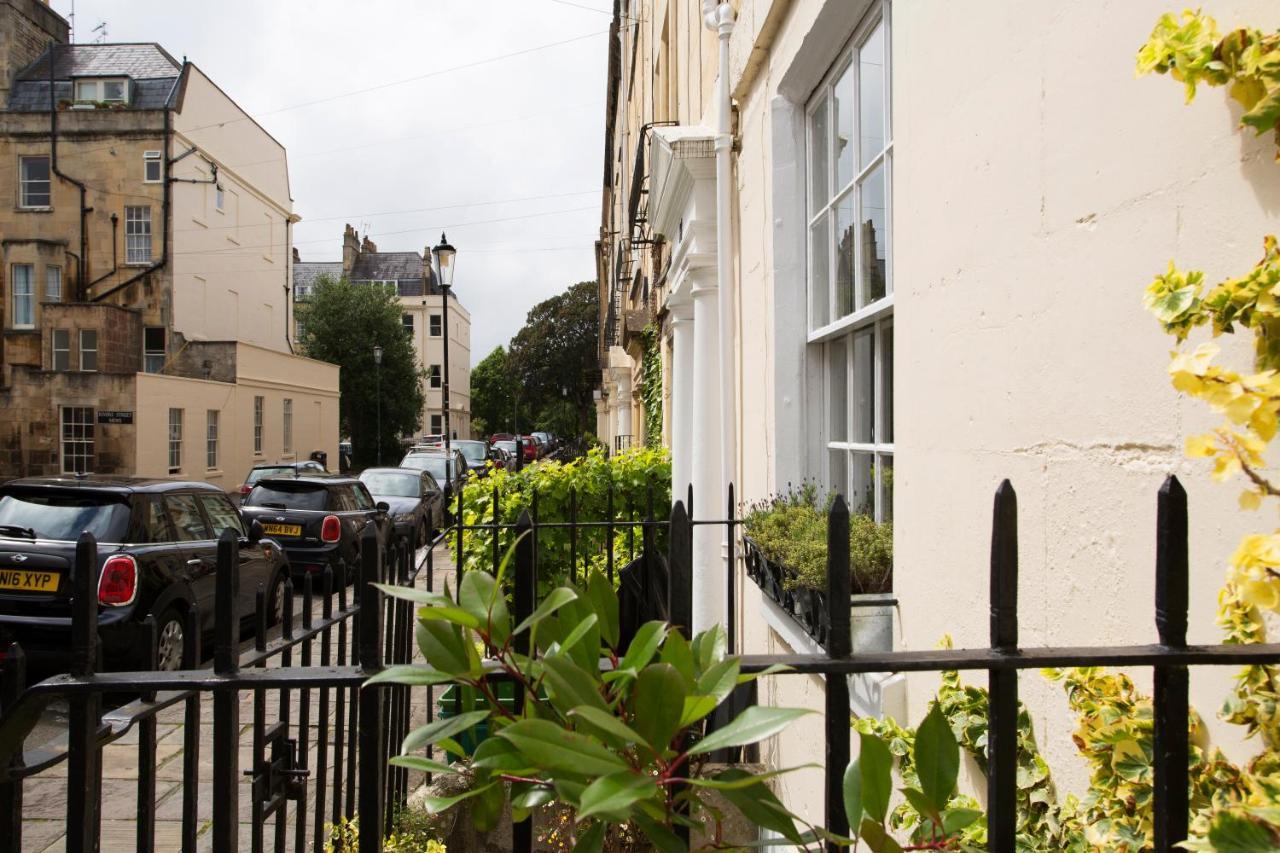 1 Bed Georgian Apartment In Bath City Centre Экстерьер фото